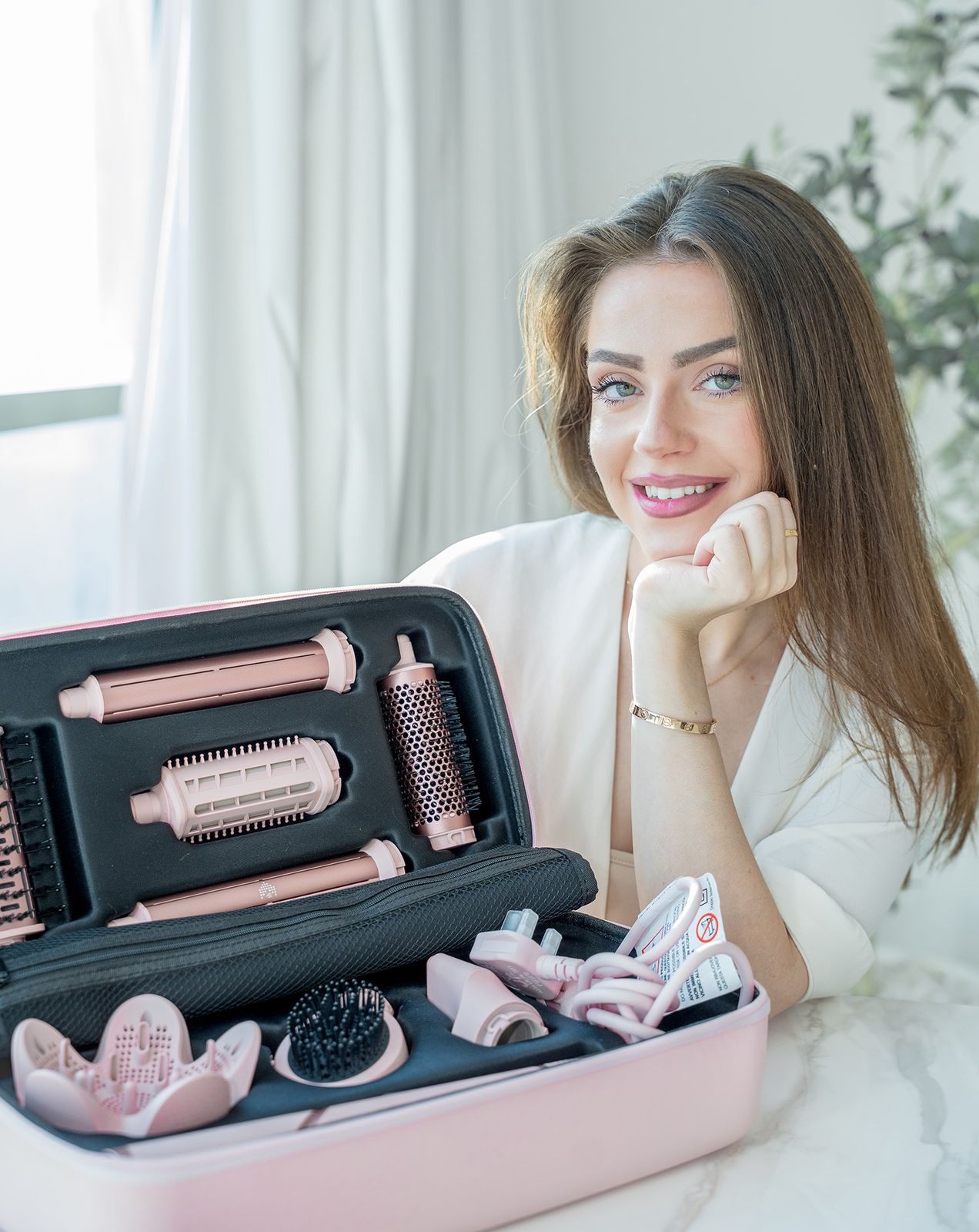 Mora Pro™ 8-in-1 Hair Styler